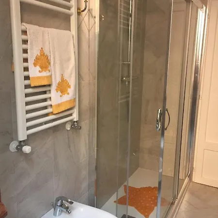 Apartament Calle San Giacomo *